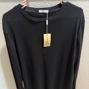 Men's Black Long Sleeve Tee